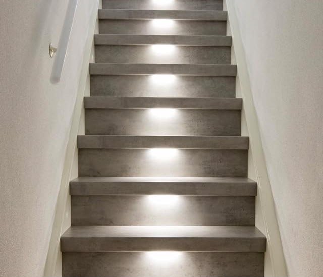 Marches graphite avec LED intégrées